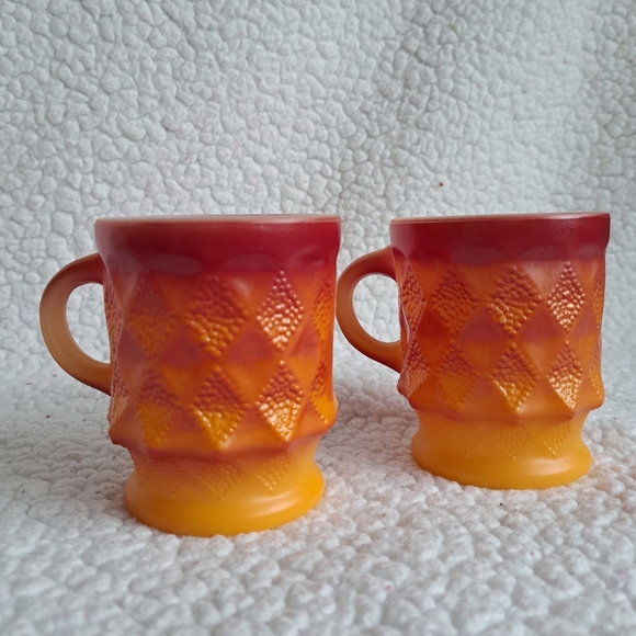 Vintage Anchor Hocking Fire King Set of 2 Cups/ Mugs - Picture 2 of 7